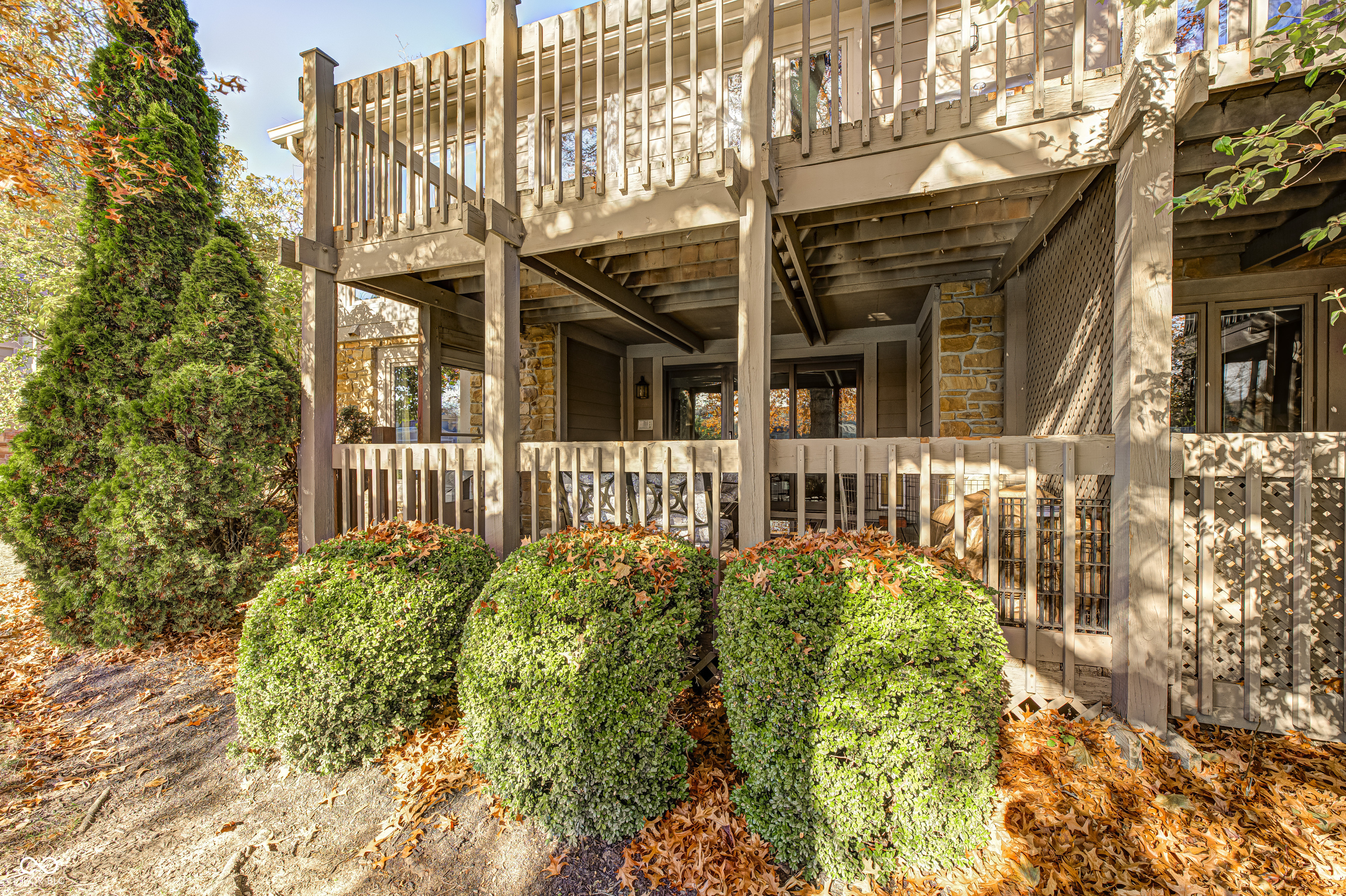 3305 Bay Point Drive