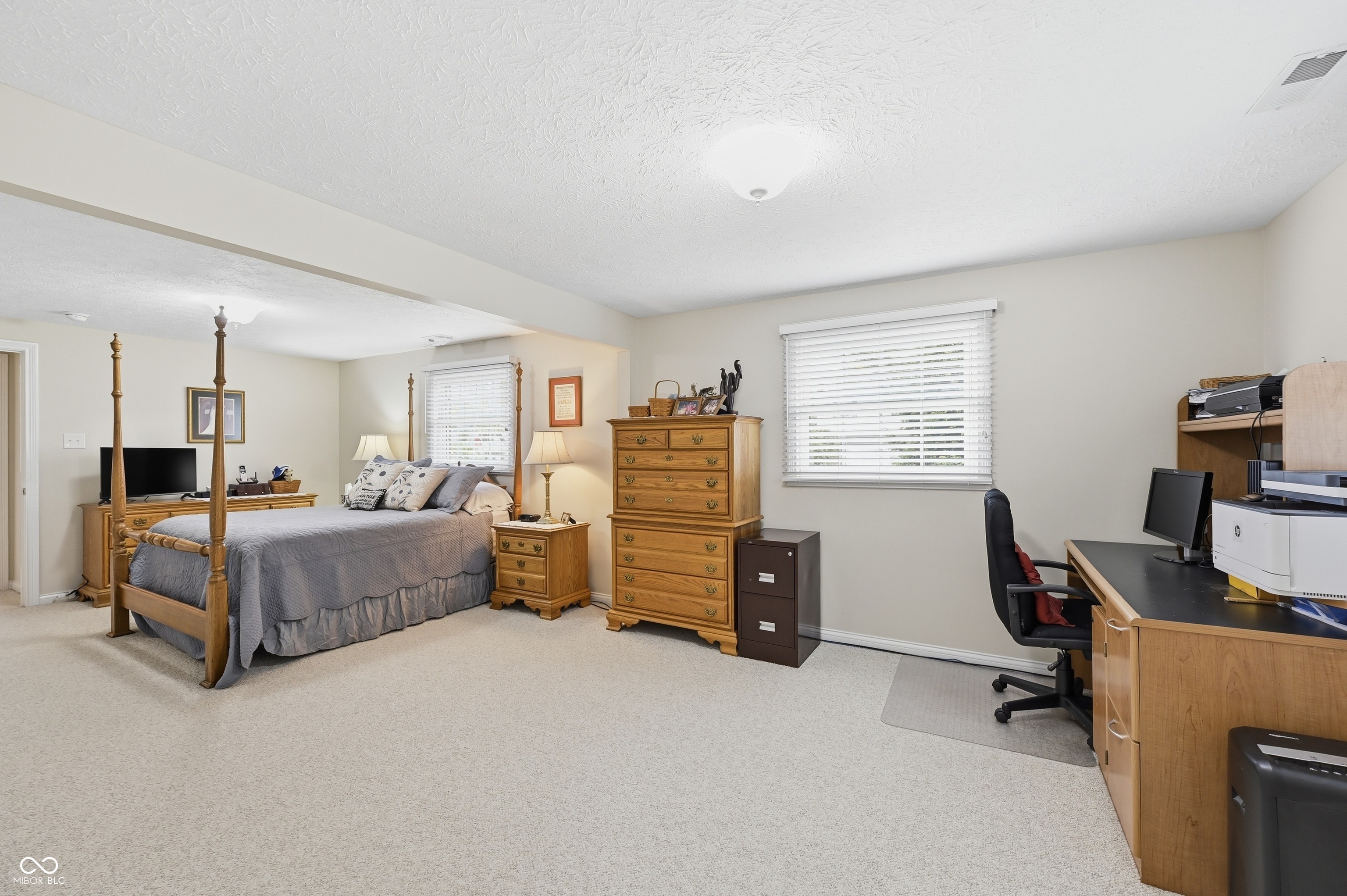 8005 Hilltop Lane