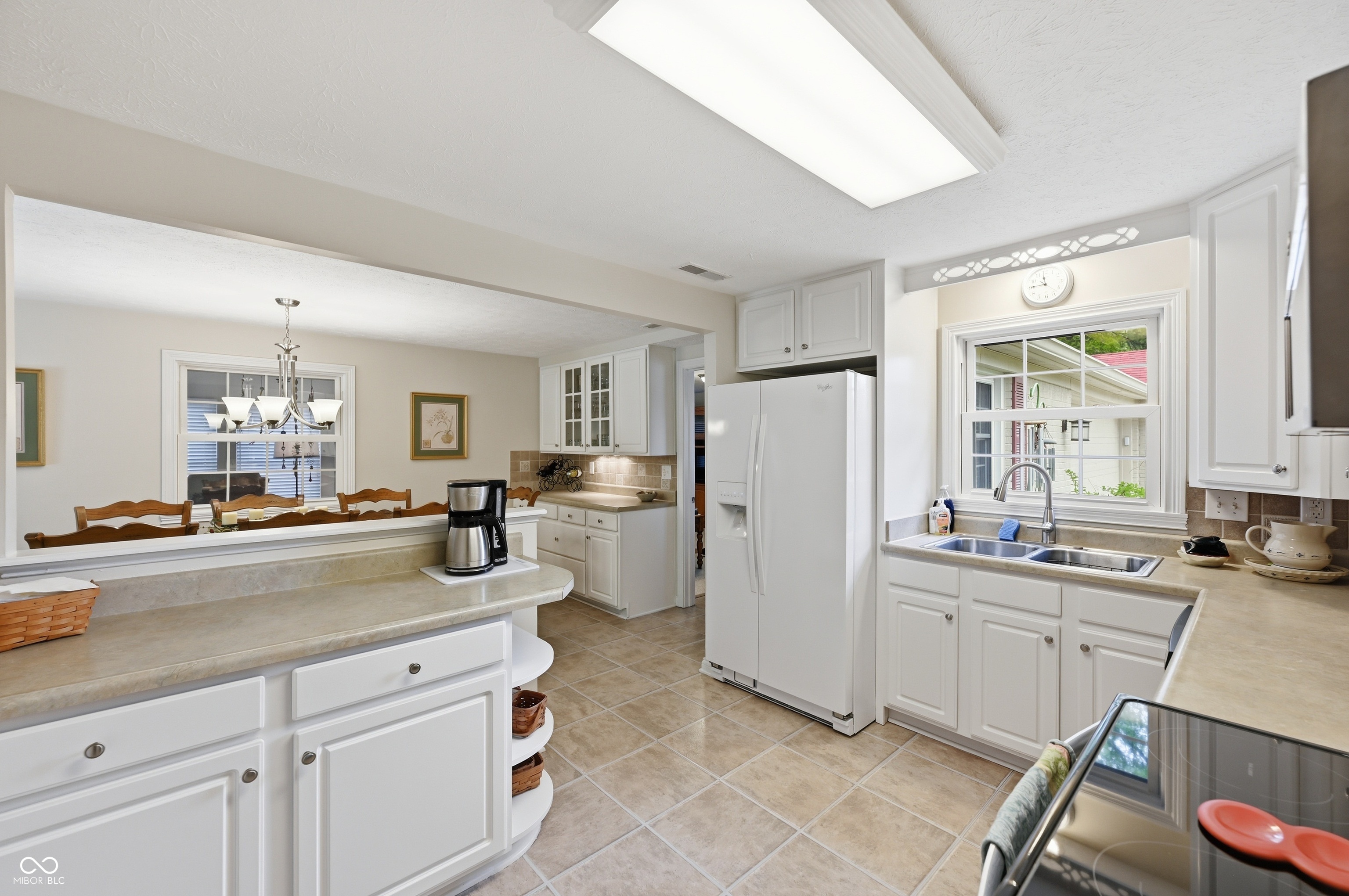 8005 Hilltop Lane