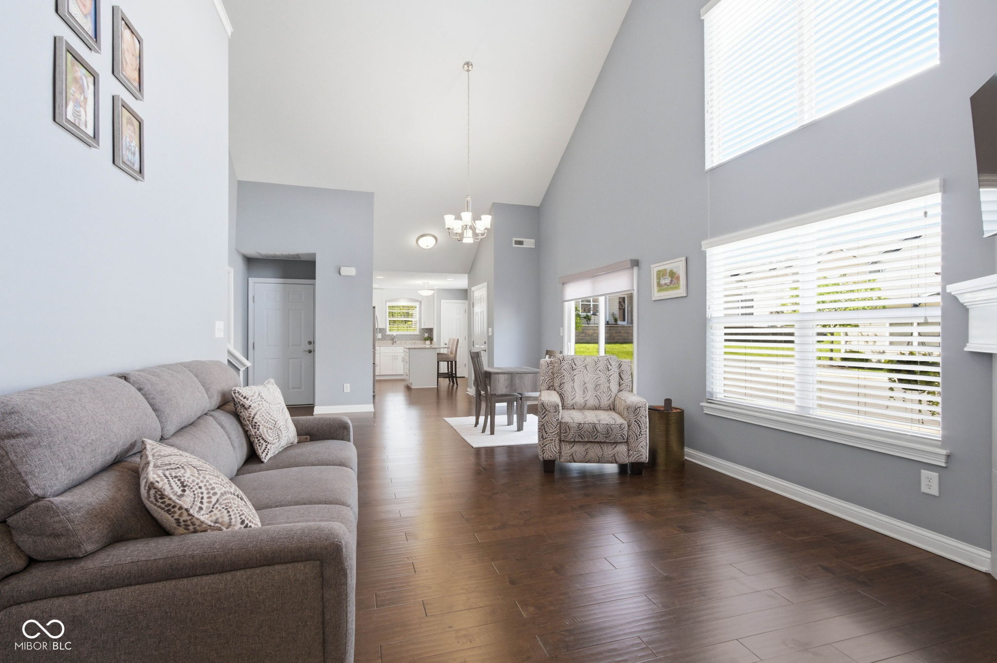 9733 Windy Lane Unit: 100