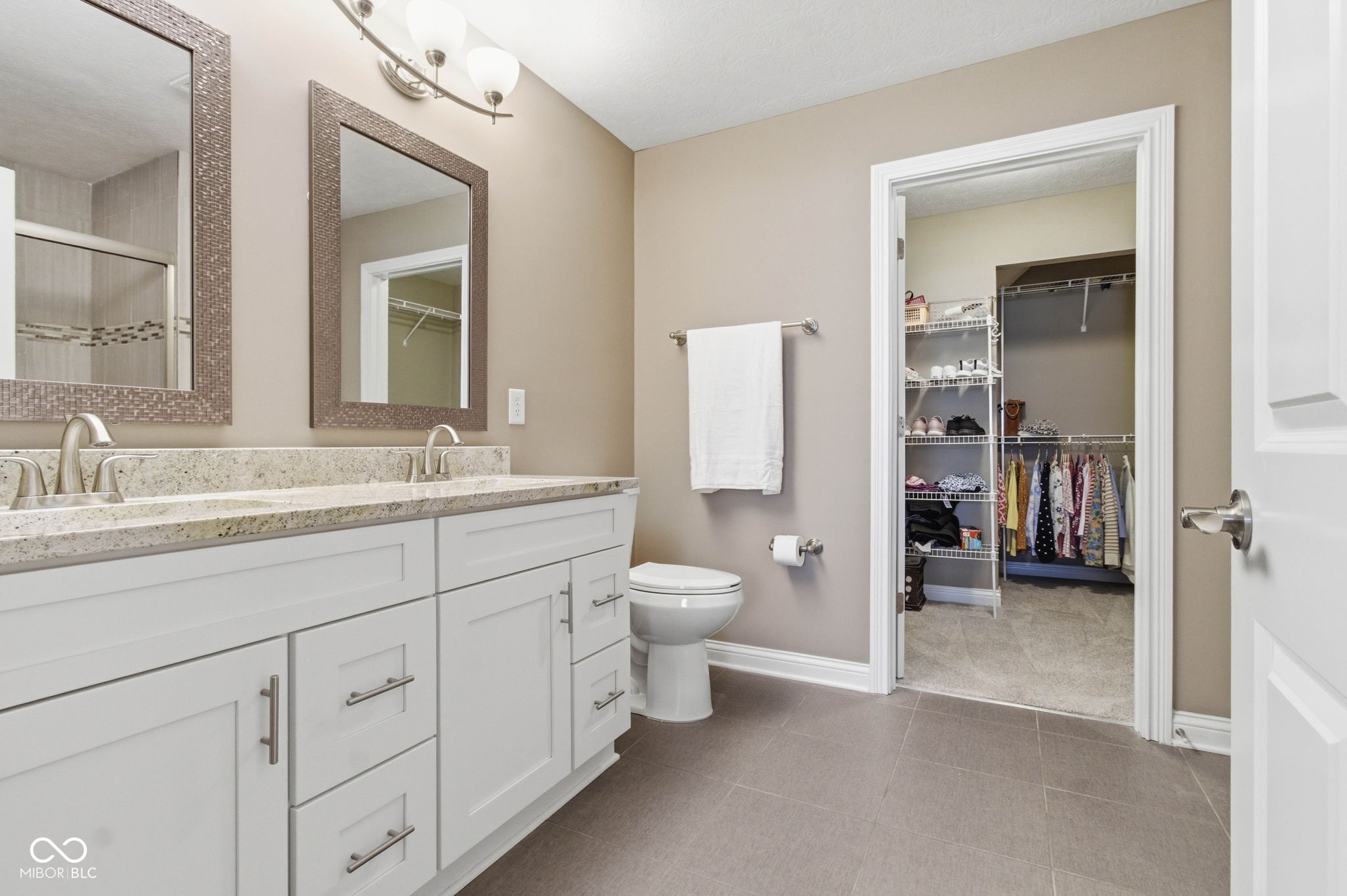9733 Windy Lane Unit: 100