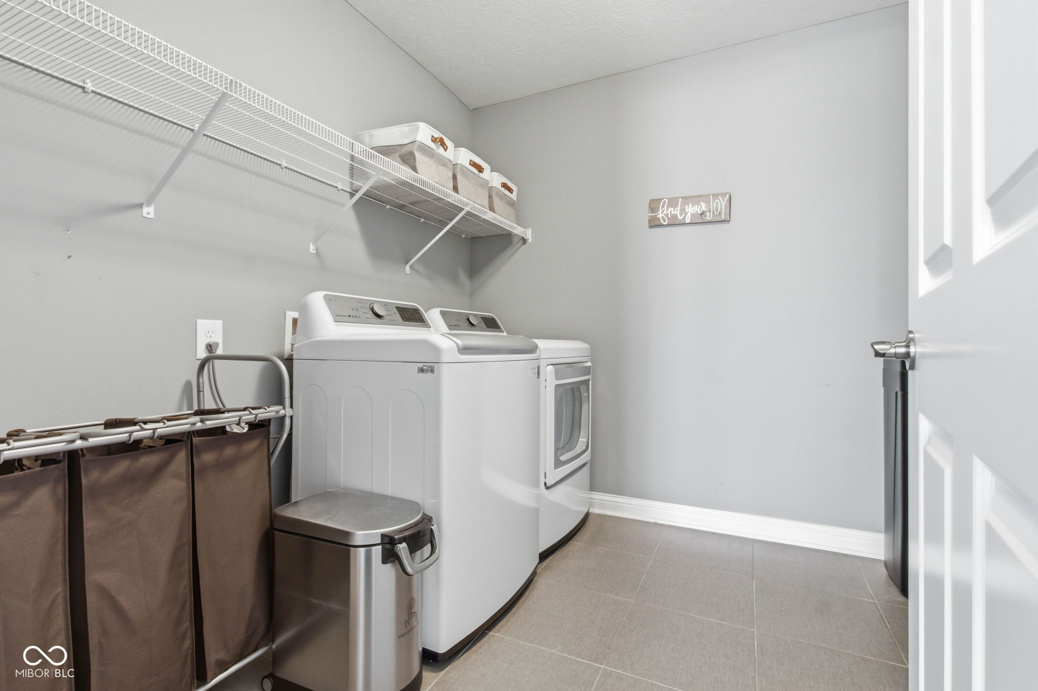 9733 Windy Lane Unit: 100