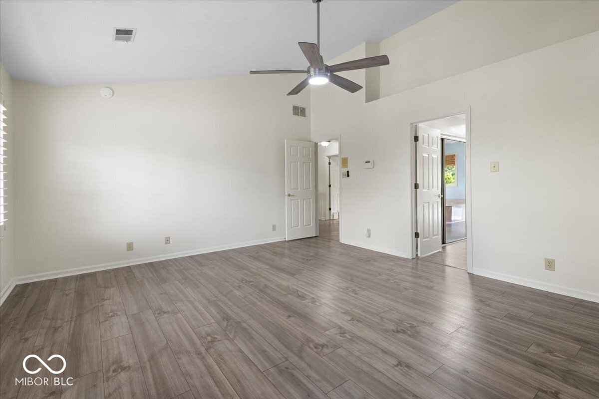 10480 Greenway Drive