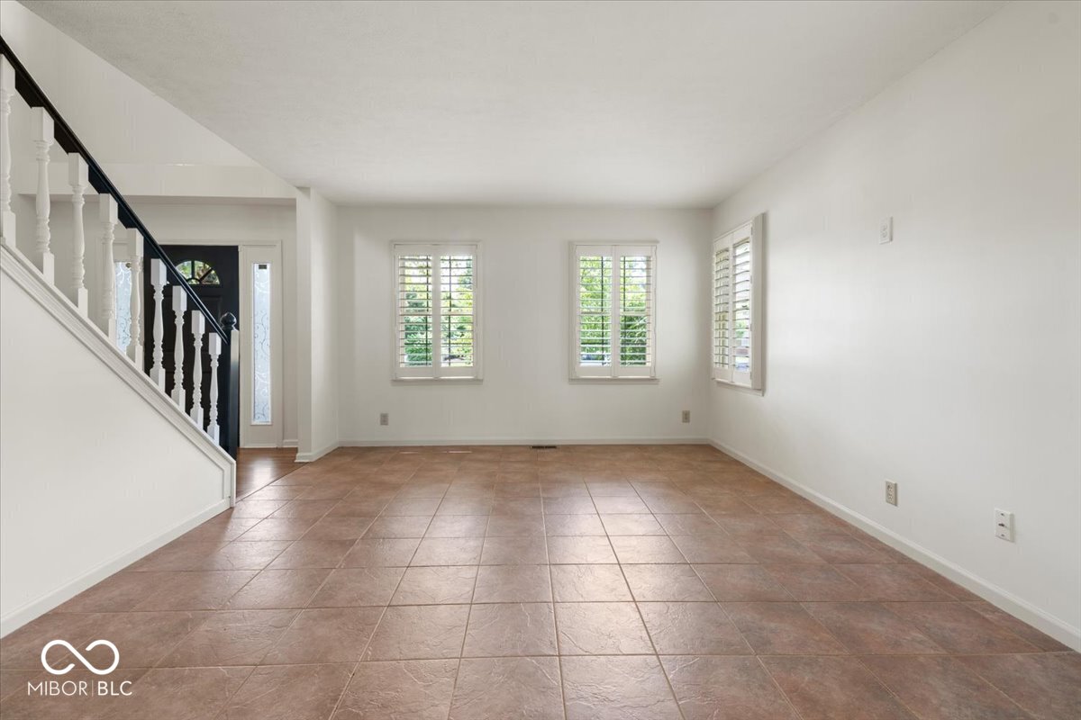 10480 Greenway Drive