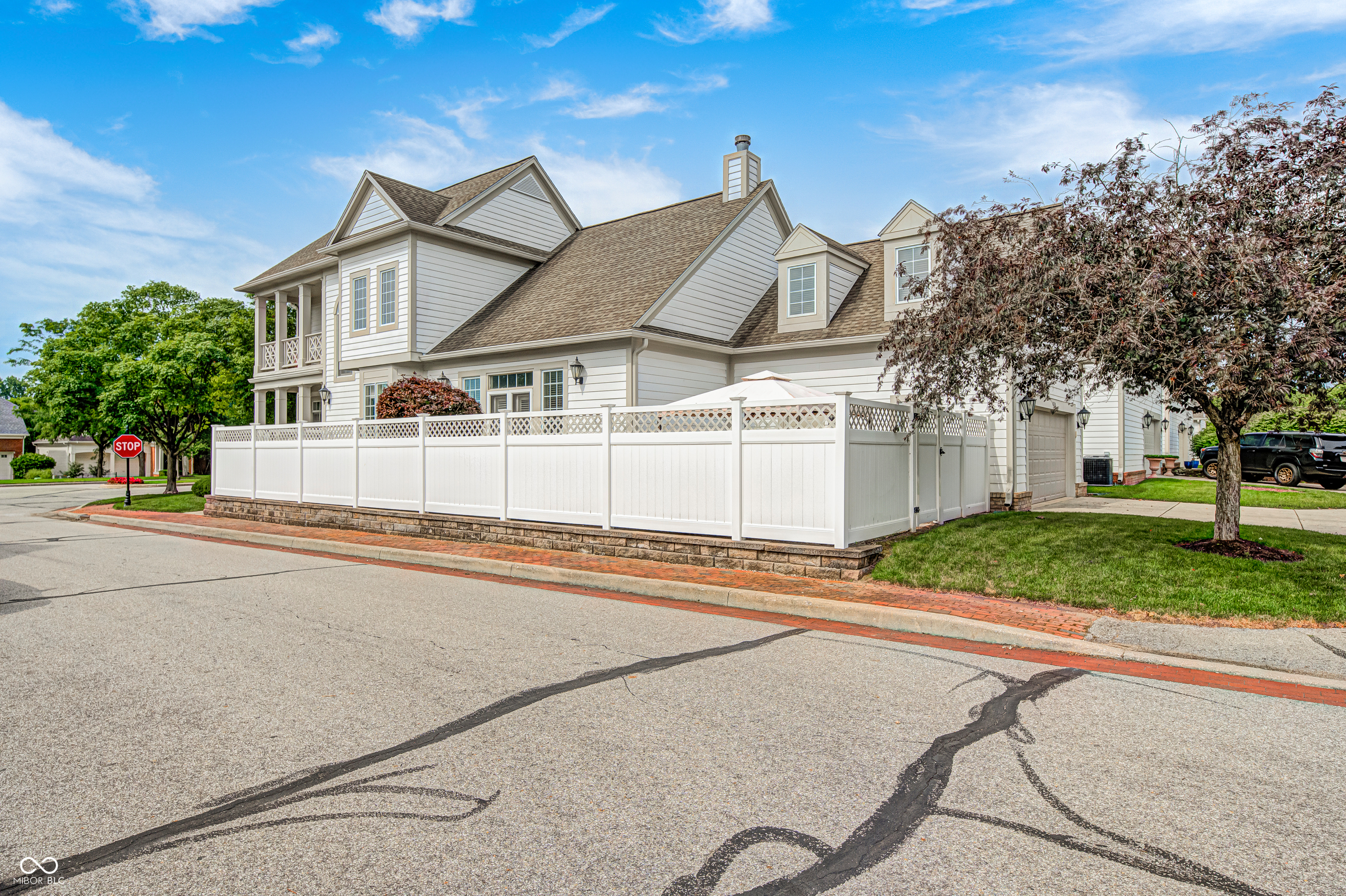 4210 Statesmen Drive