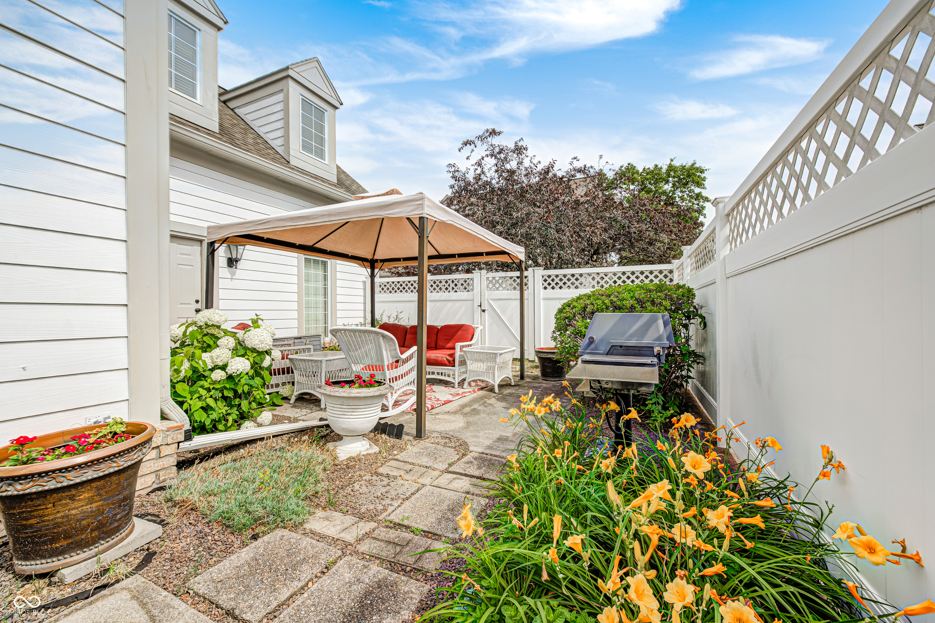 4210 Statesmen Drive