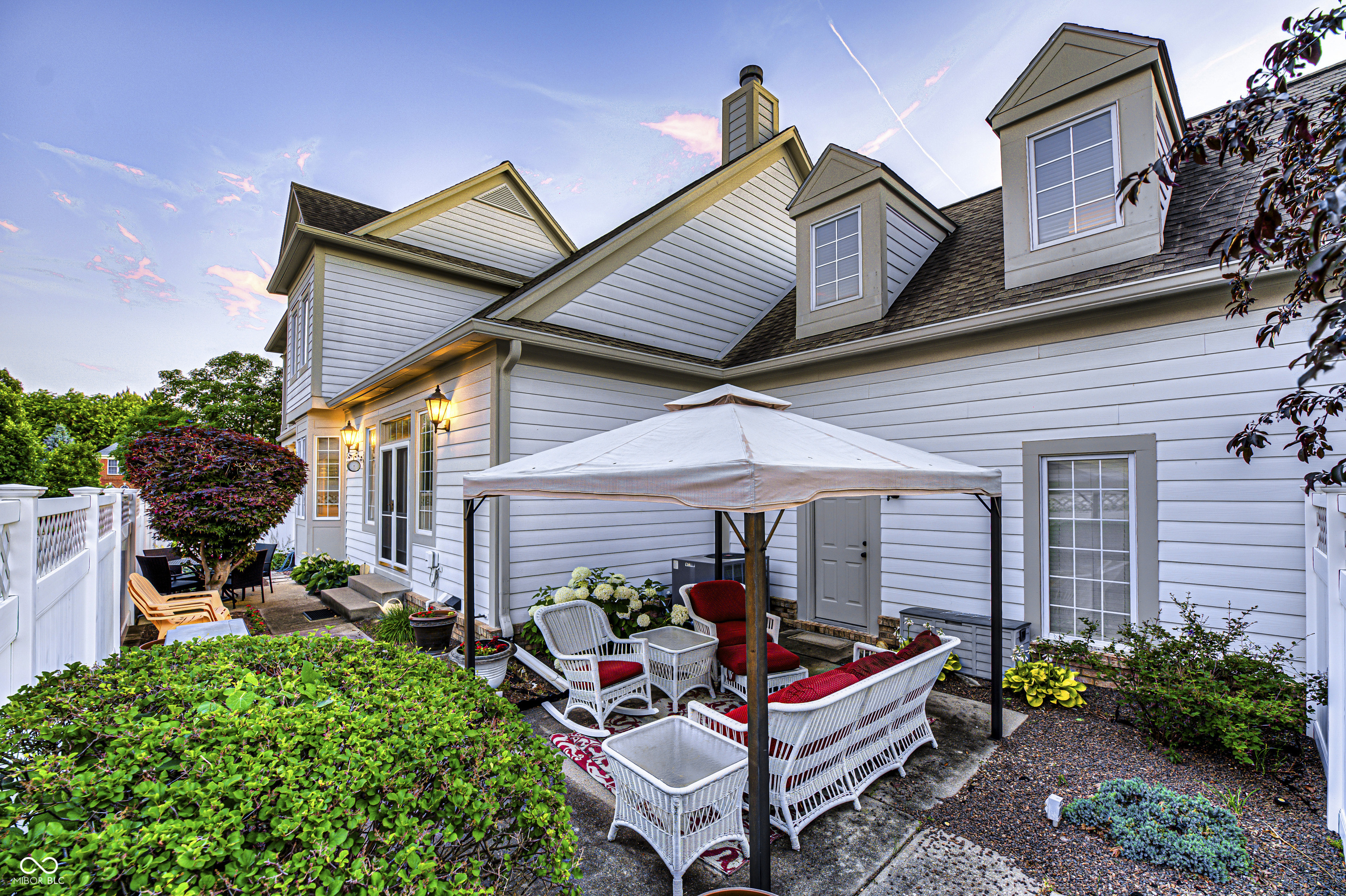 4210 Statesmen Drive