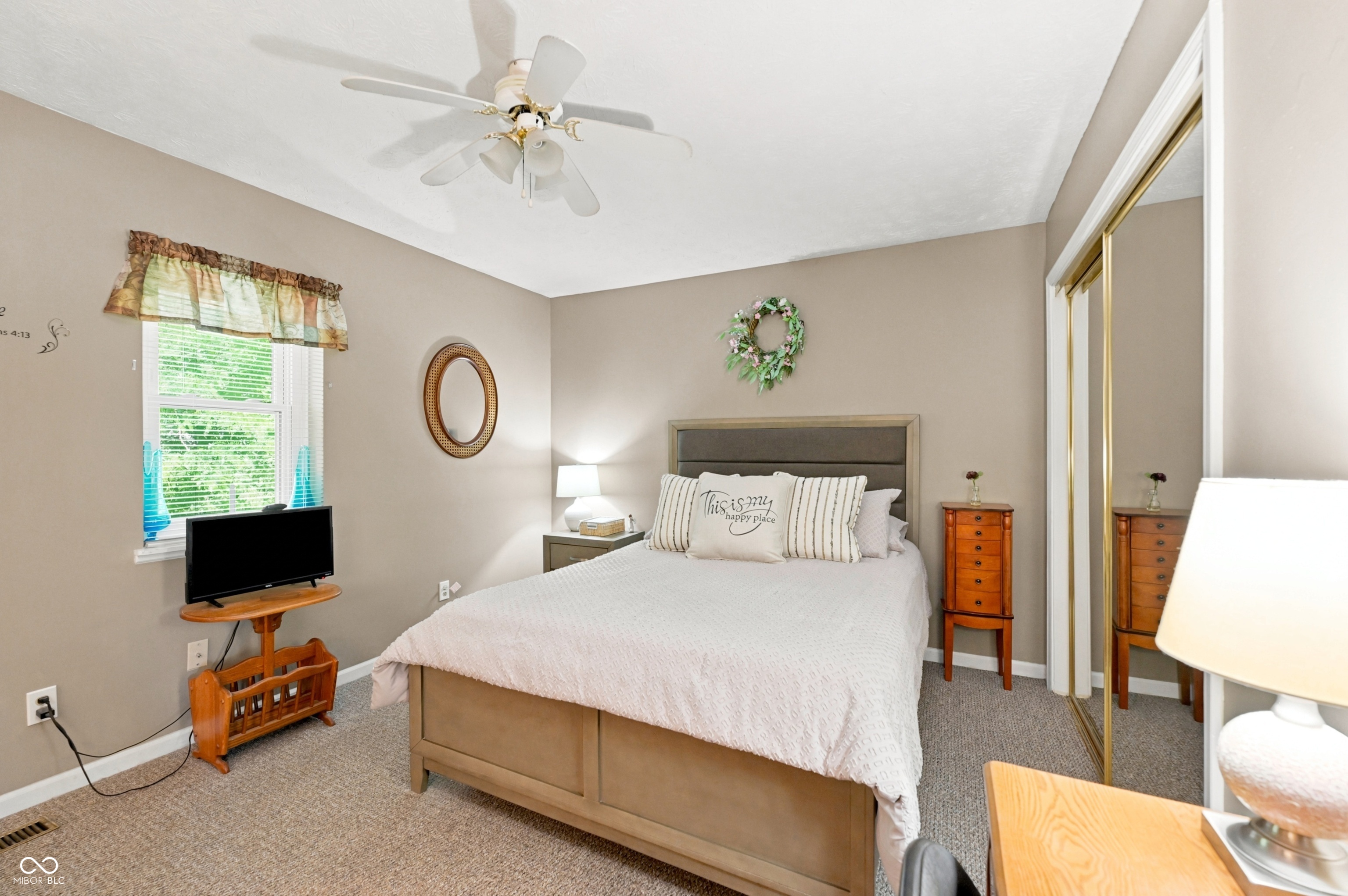 8968 Sunglow Court