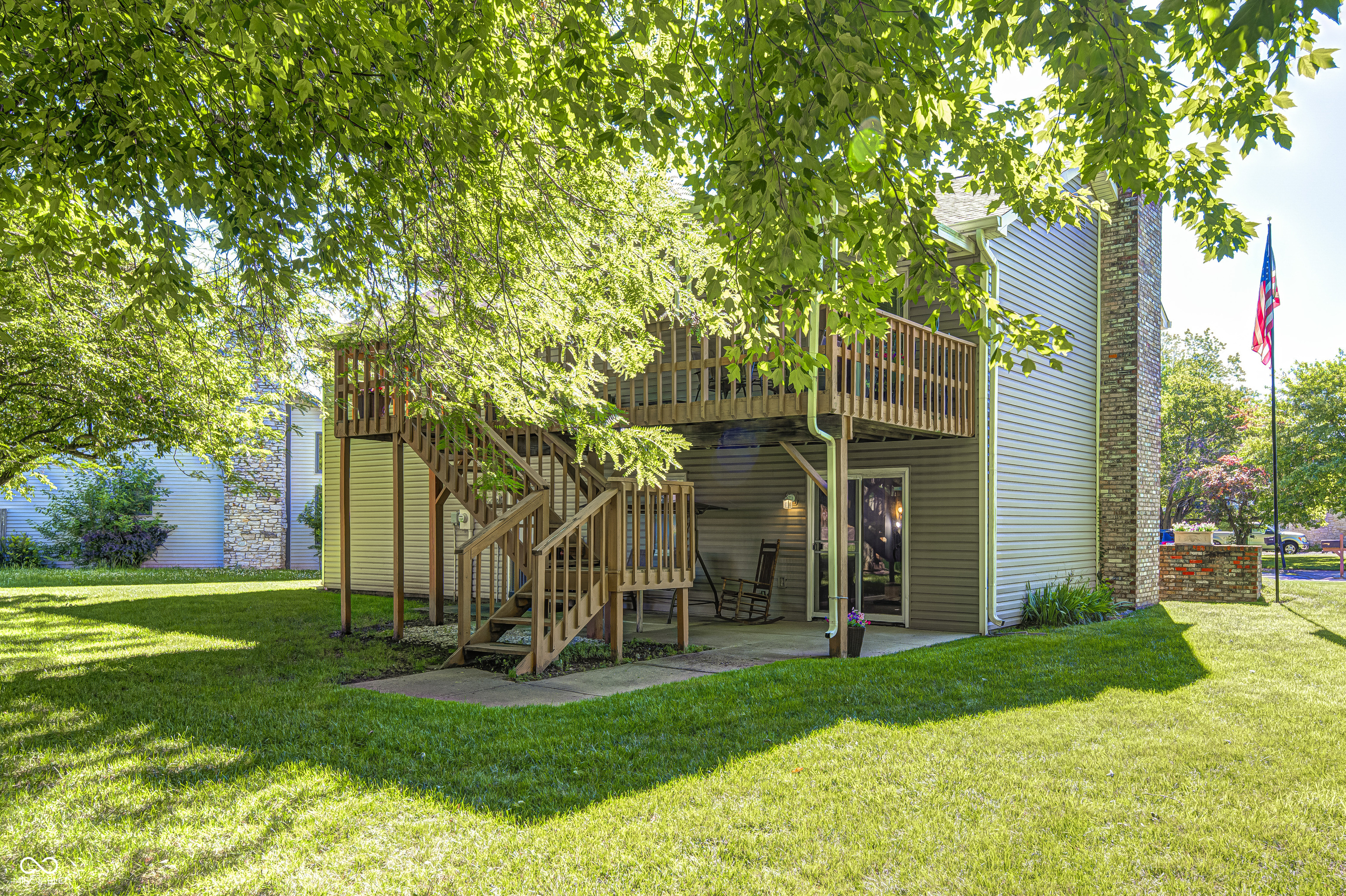 8968 Sunglow Court