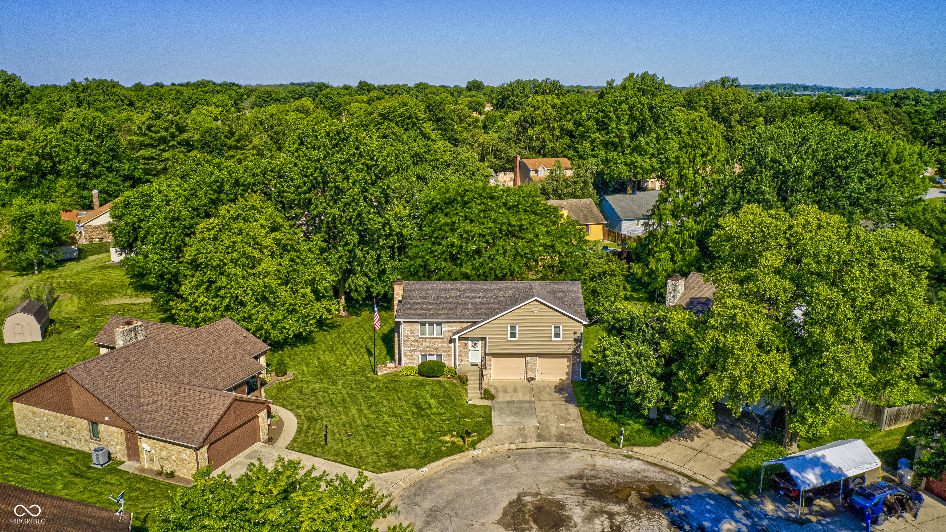 8968 Sunglow Court