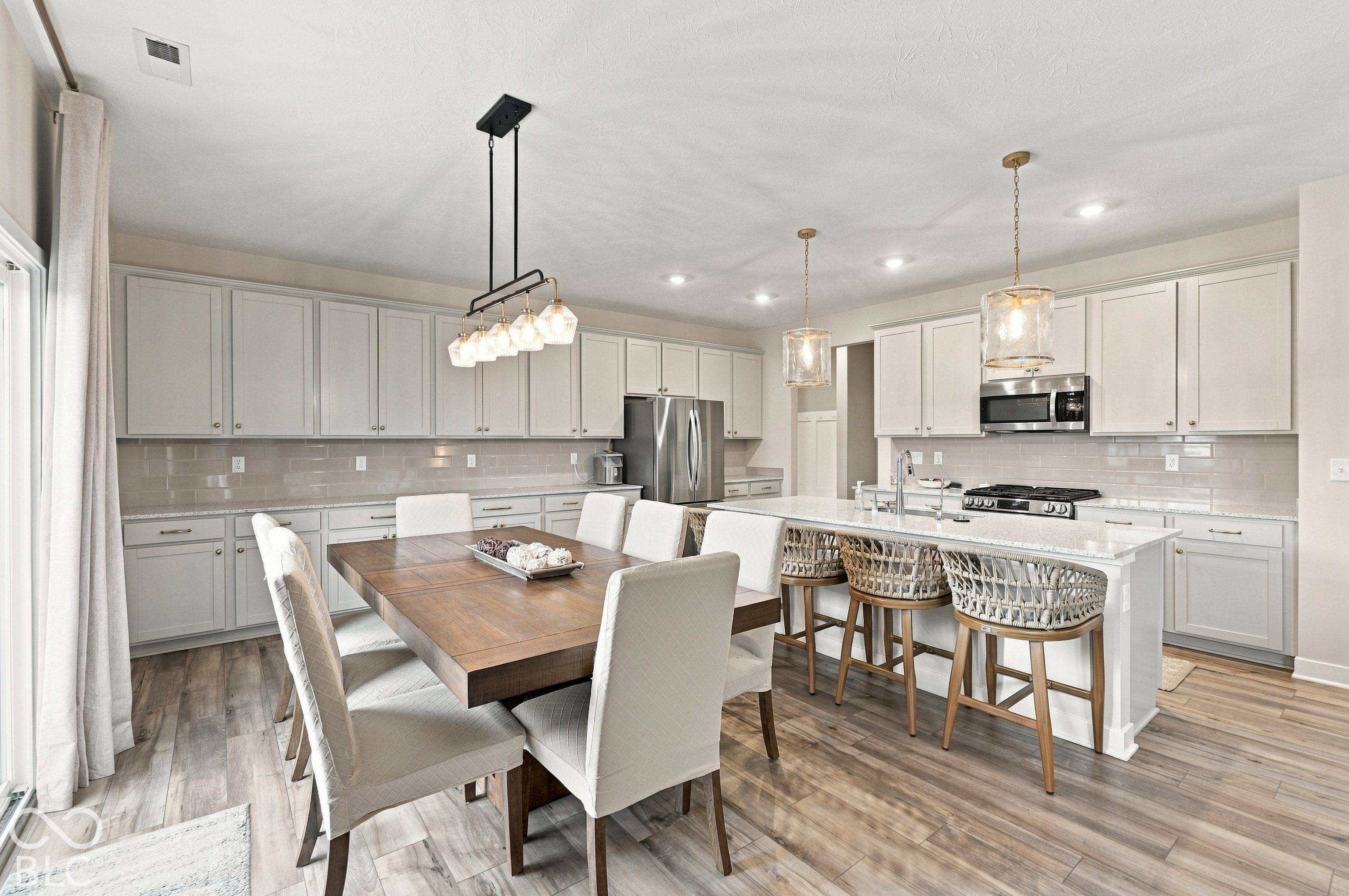 6226 Bitternut Way