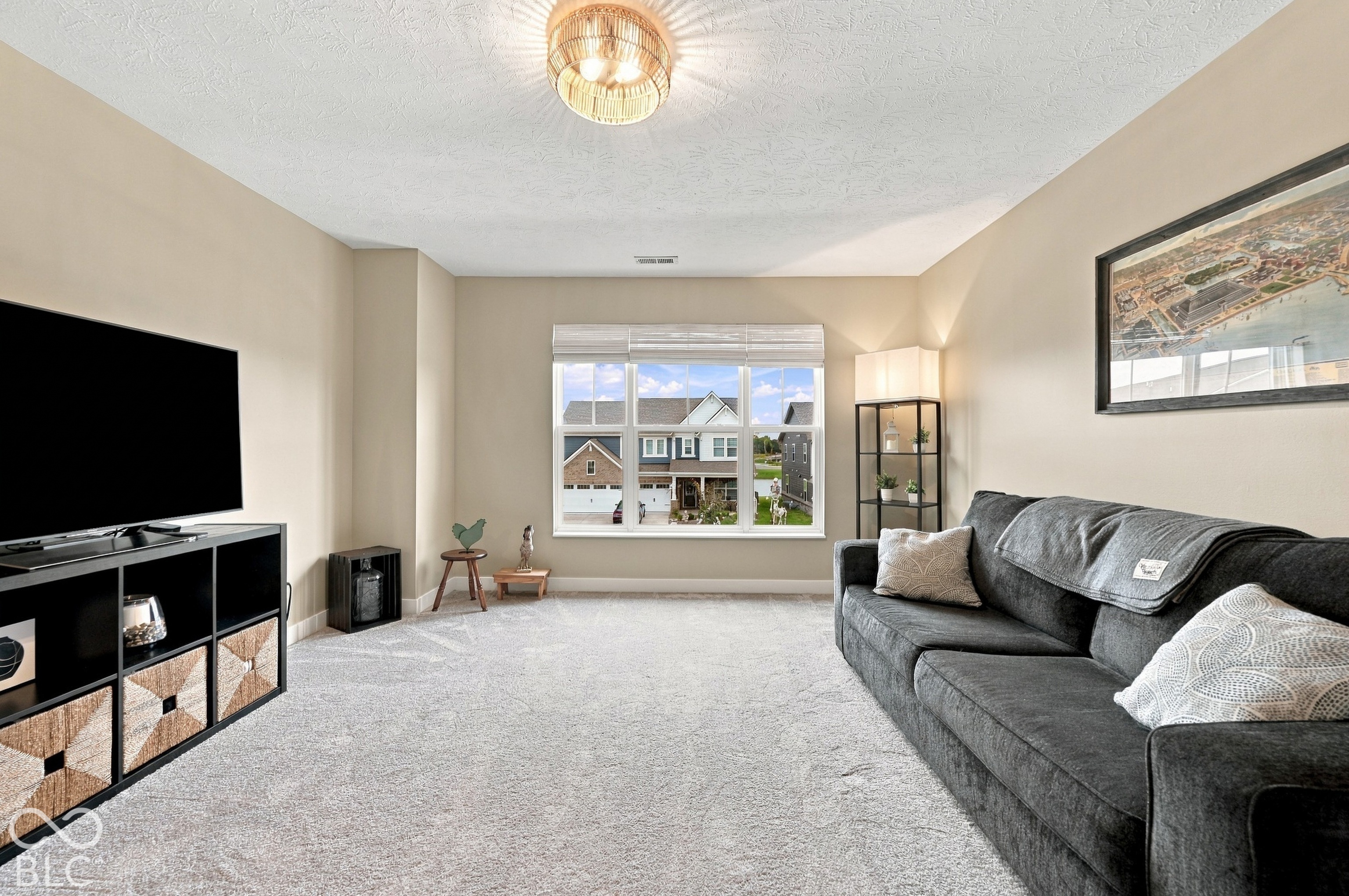 6226 Bitternut Way