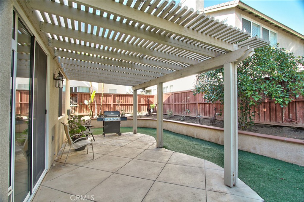 45303 Vista Verde