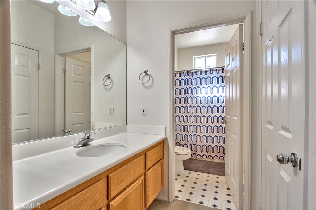 45303 Vista Verde