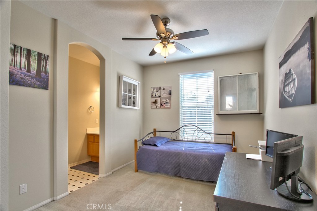45303 Vista Verde