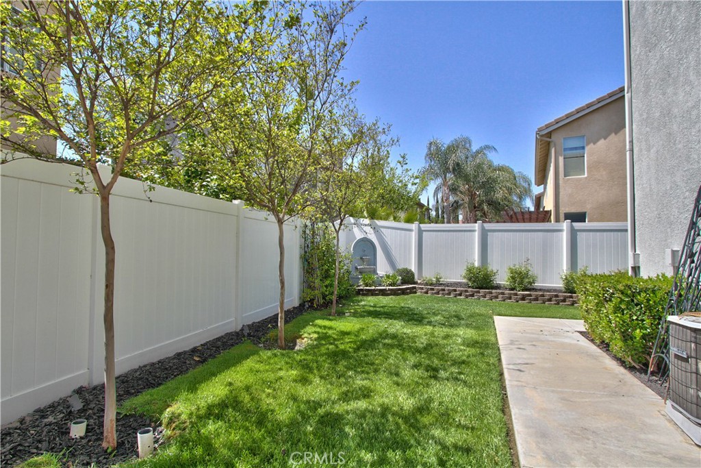 37958 Pearwood Lane