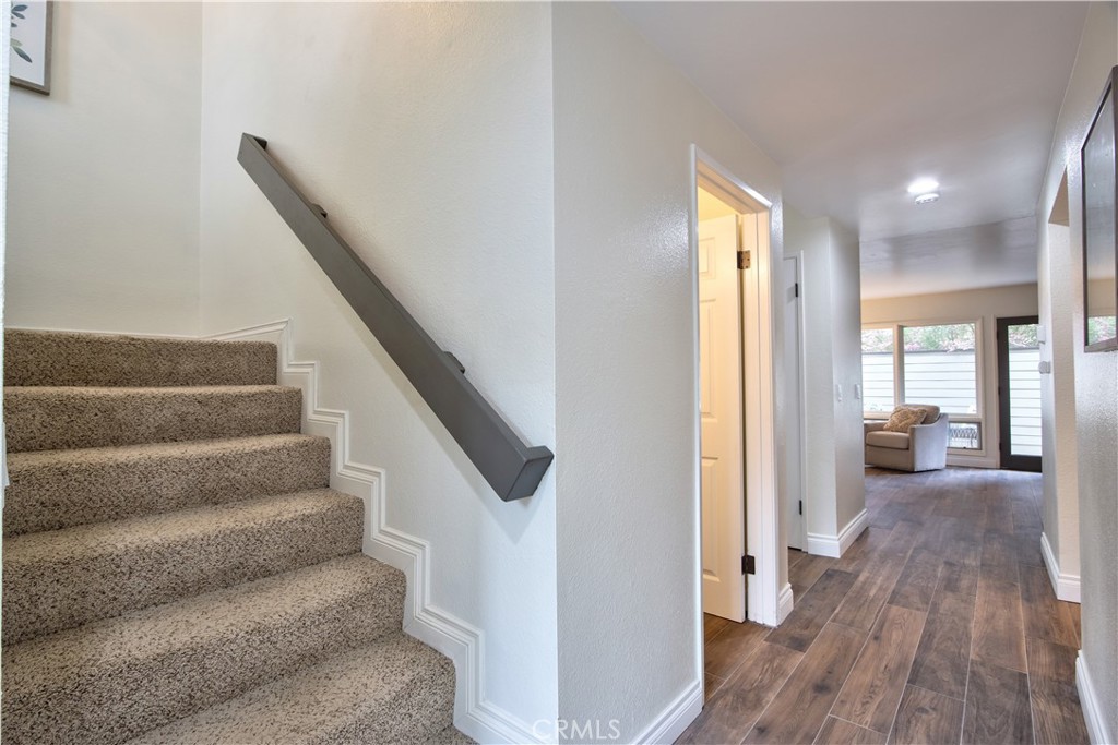 23782 Hillhurst Drive 3