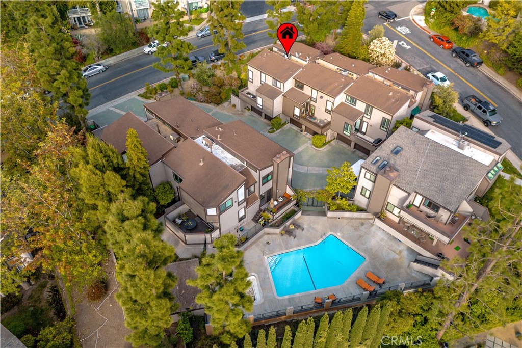 23782 Hillhurst Drive 3