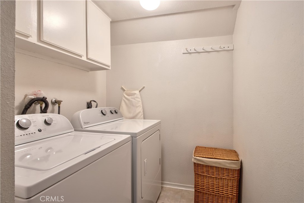 23782 Hillhurst Drive 3