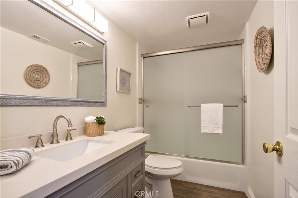 23782 Hillhurst Drive 3