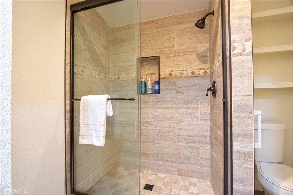 23782 Hillhurst Drive 3