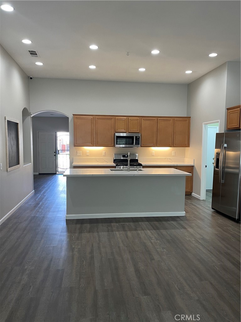 24898 Sunset Vista Avenue