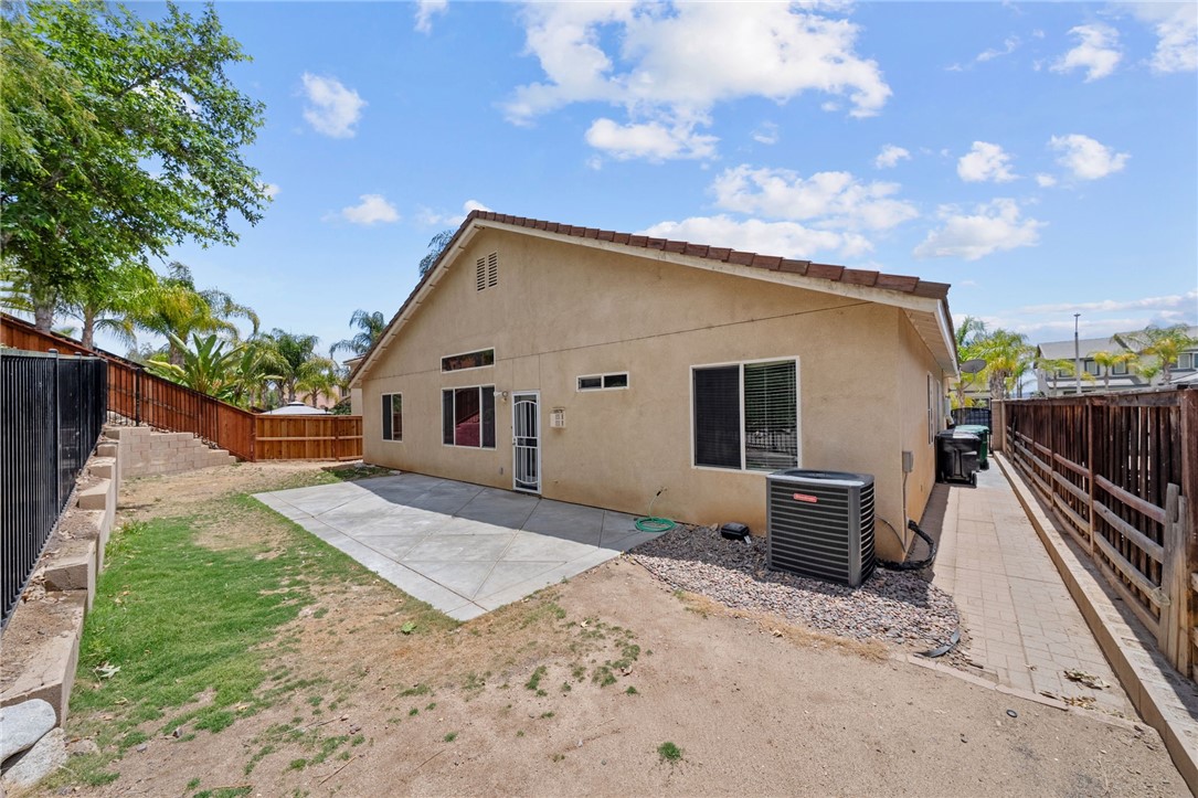 24898 Sunset Vista Avenue