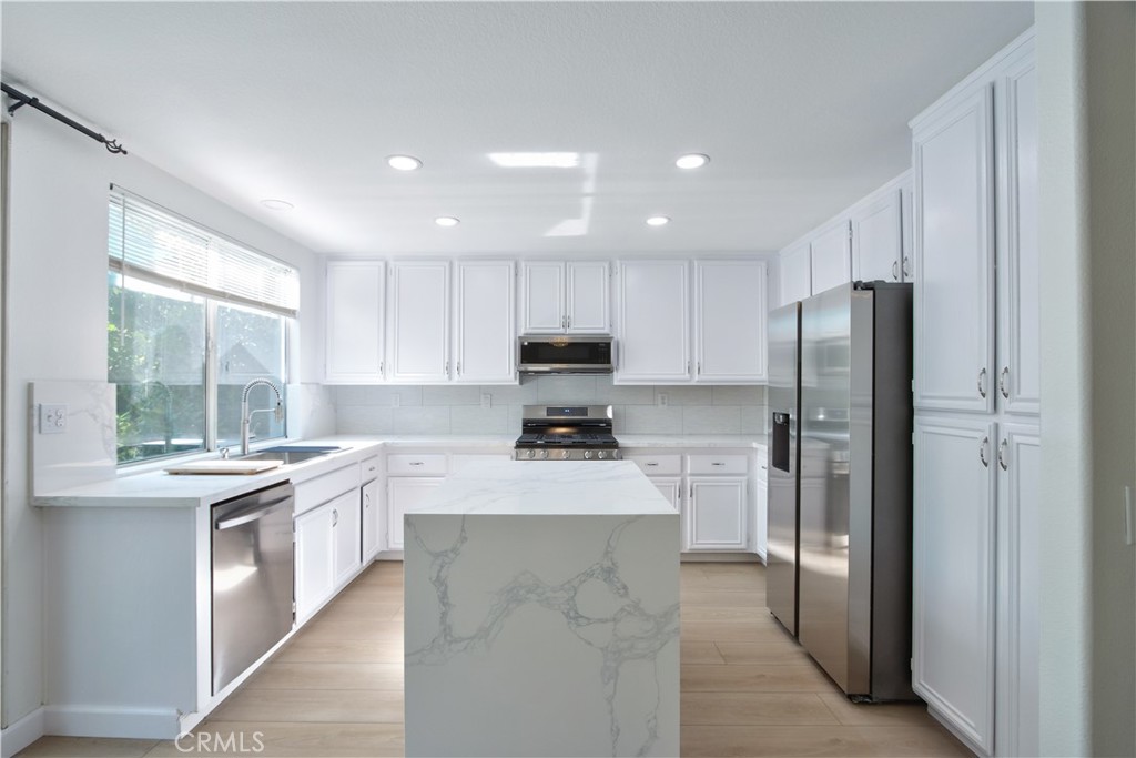 44632 Camino. Gonzales