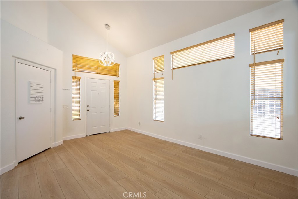 44632 Camino. Gonzales