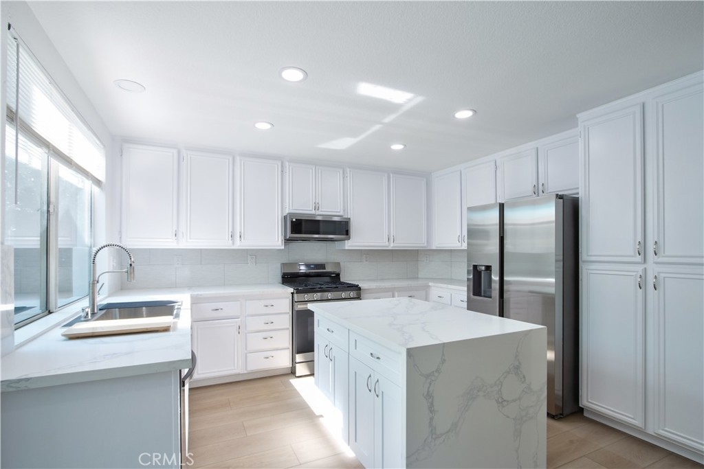 44632 Camino. Gonzales