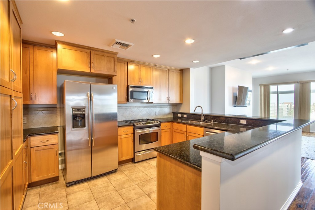 301 Mission Avenue 602