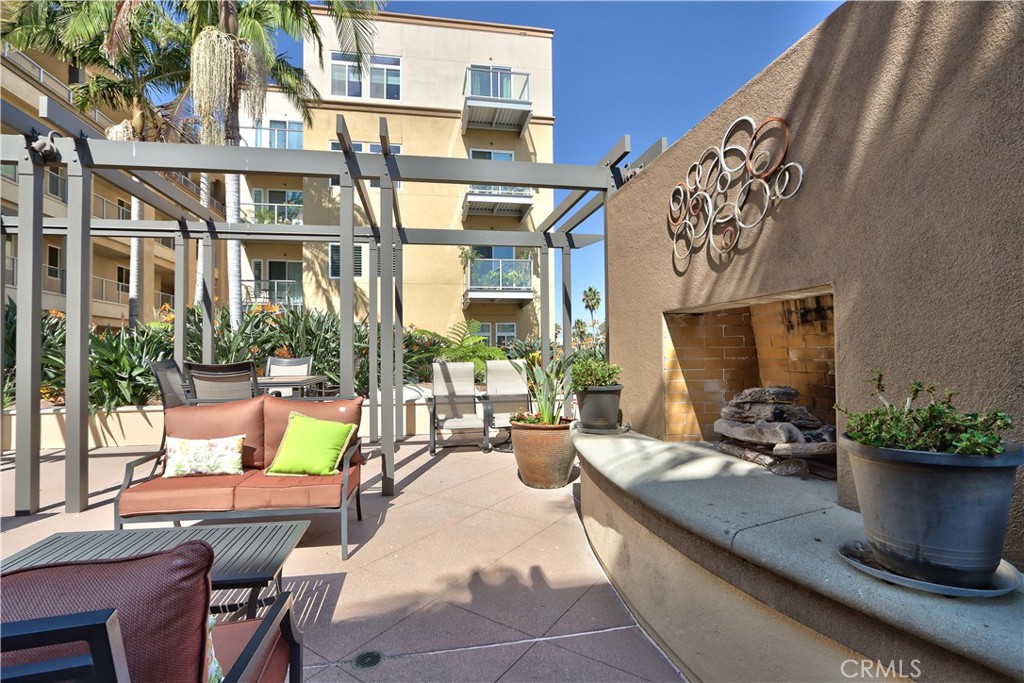 301 Mission Avenue 602