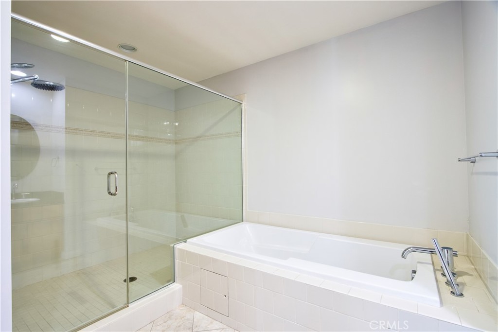 301 Mission Avenue 602