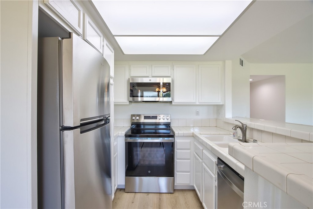 78223 Scarlet Court