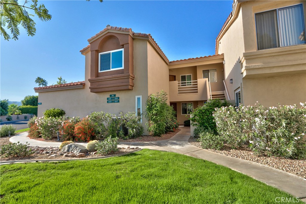 78223 Scarlet Court