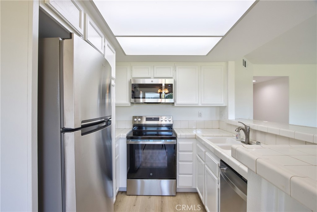 78223 Scarlet Court