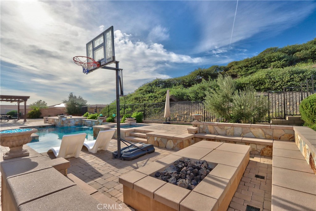 32640 Cougar Pass Court