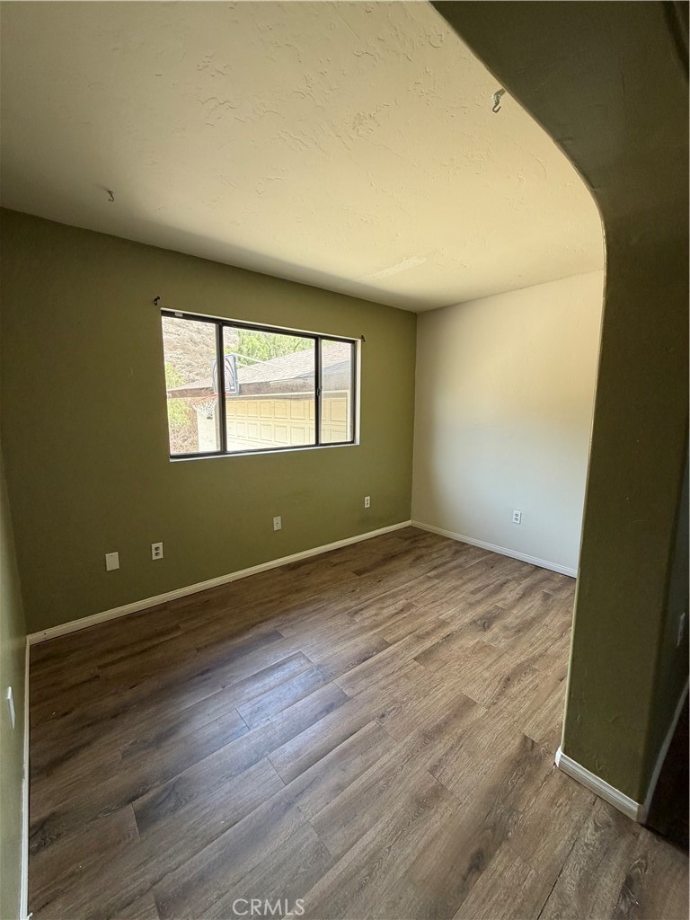 35600 Mitchell