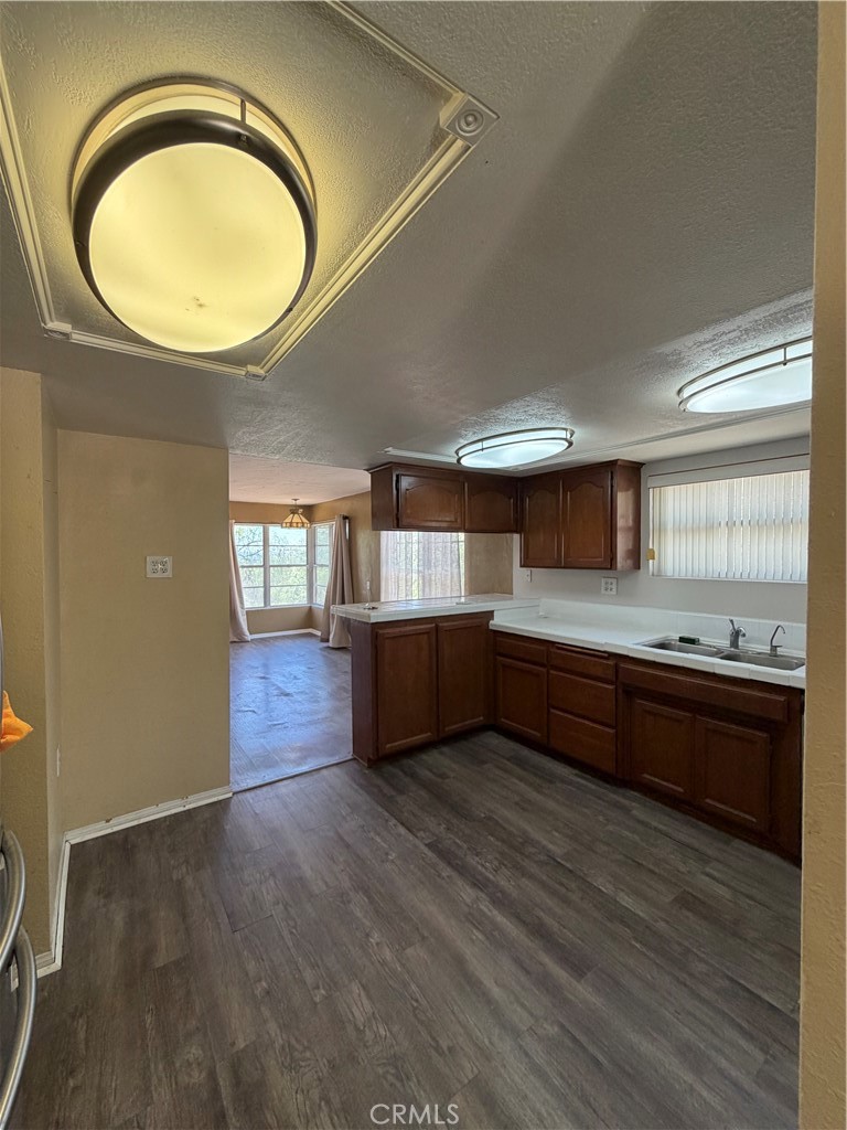 35600 Mitchell