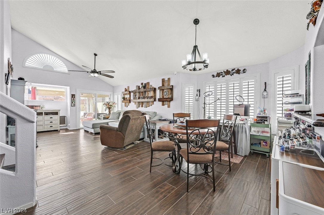 8725 Country Pines Avenue