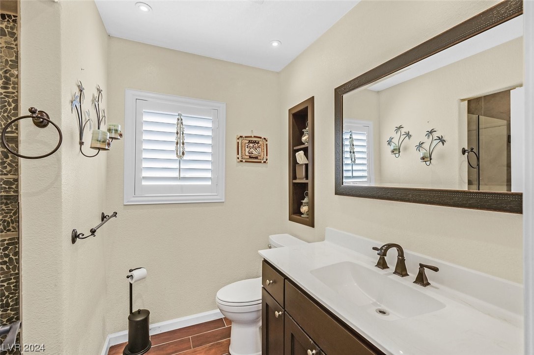 8725 Country Pines Avenue