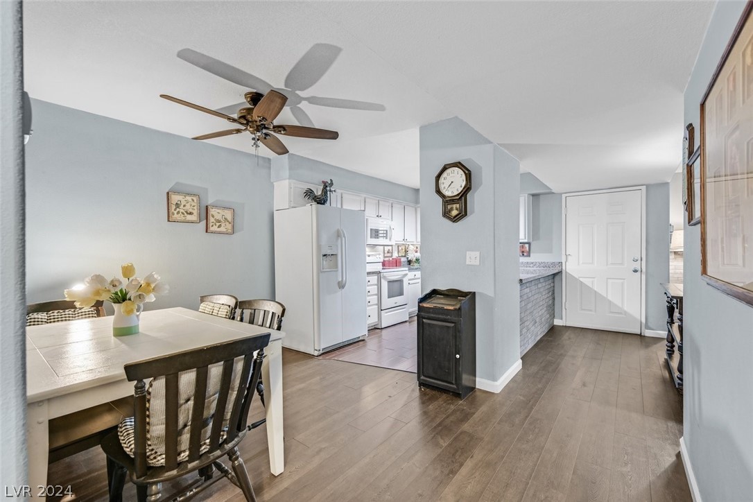 2725 South Nellis Boulevard 1099
