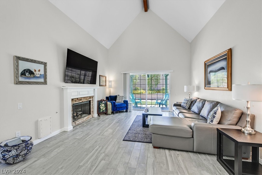3953 Weybridge Drive