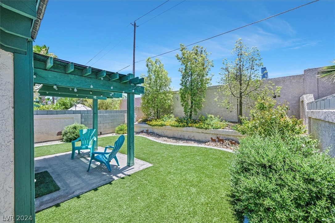 3953 Weybridge Drive