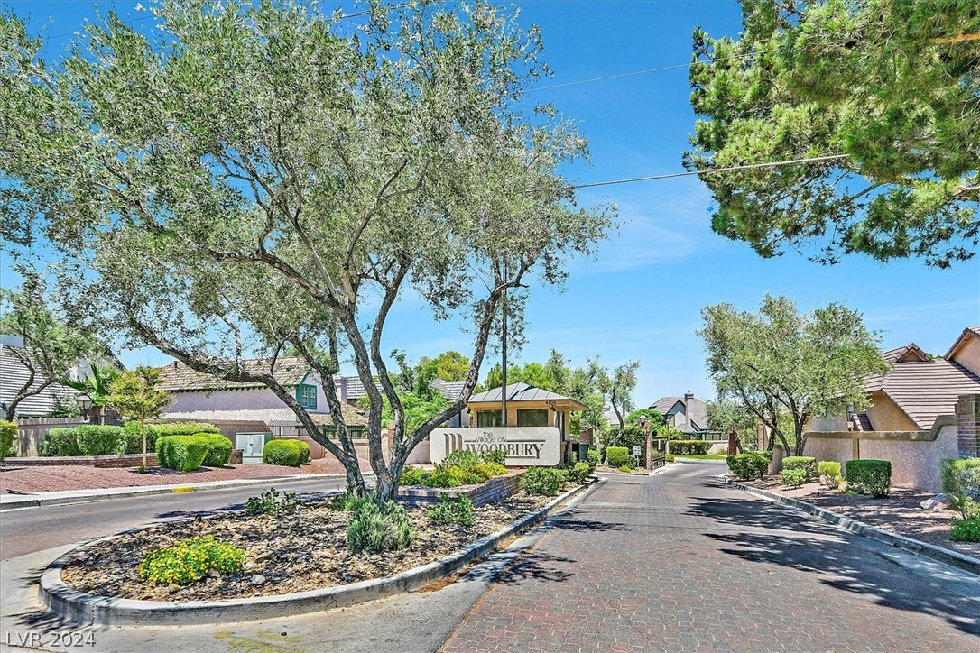 3953 Weybridge Drive