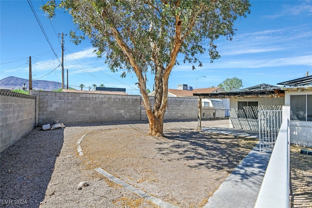 23 East Pacific Avenue