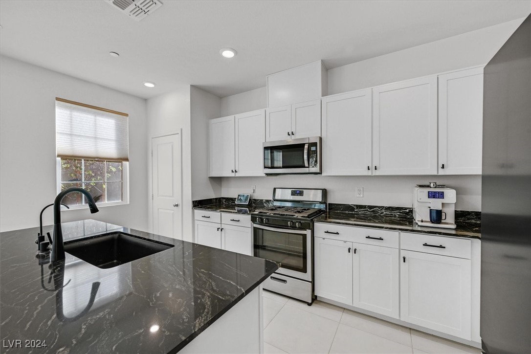 2441 Padulle Place 0