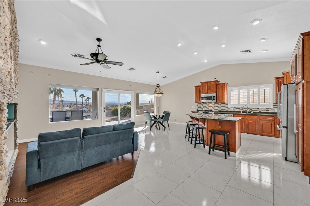 904 Rhyolite Terrace