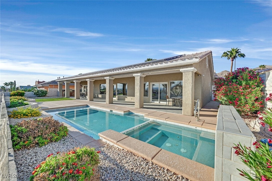 904 Rhyolite Terrace