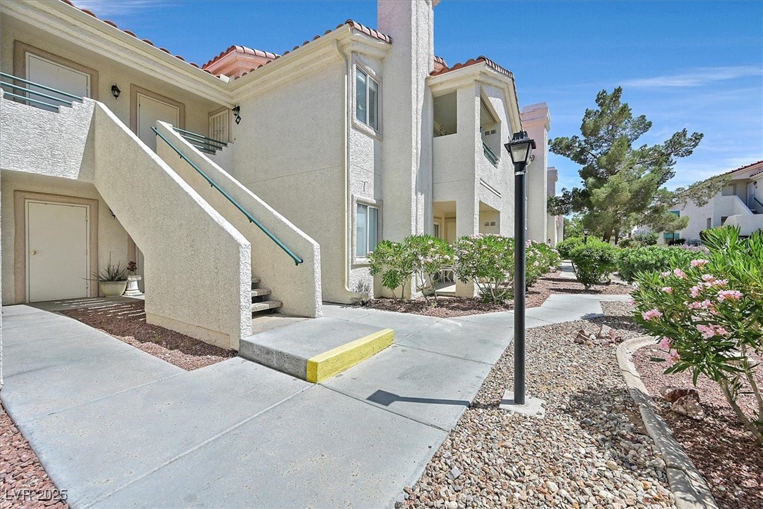 701 Wheat Ridge Lane 203